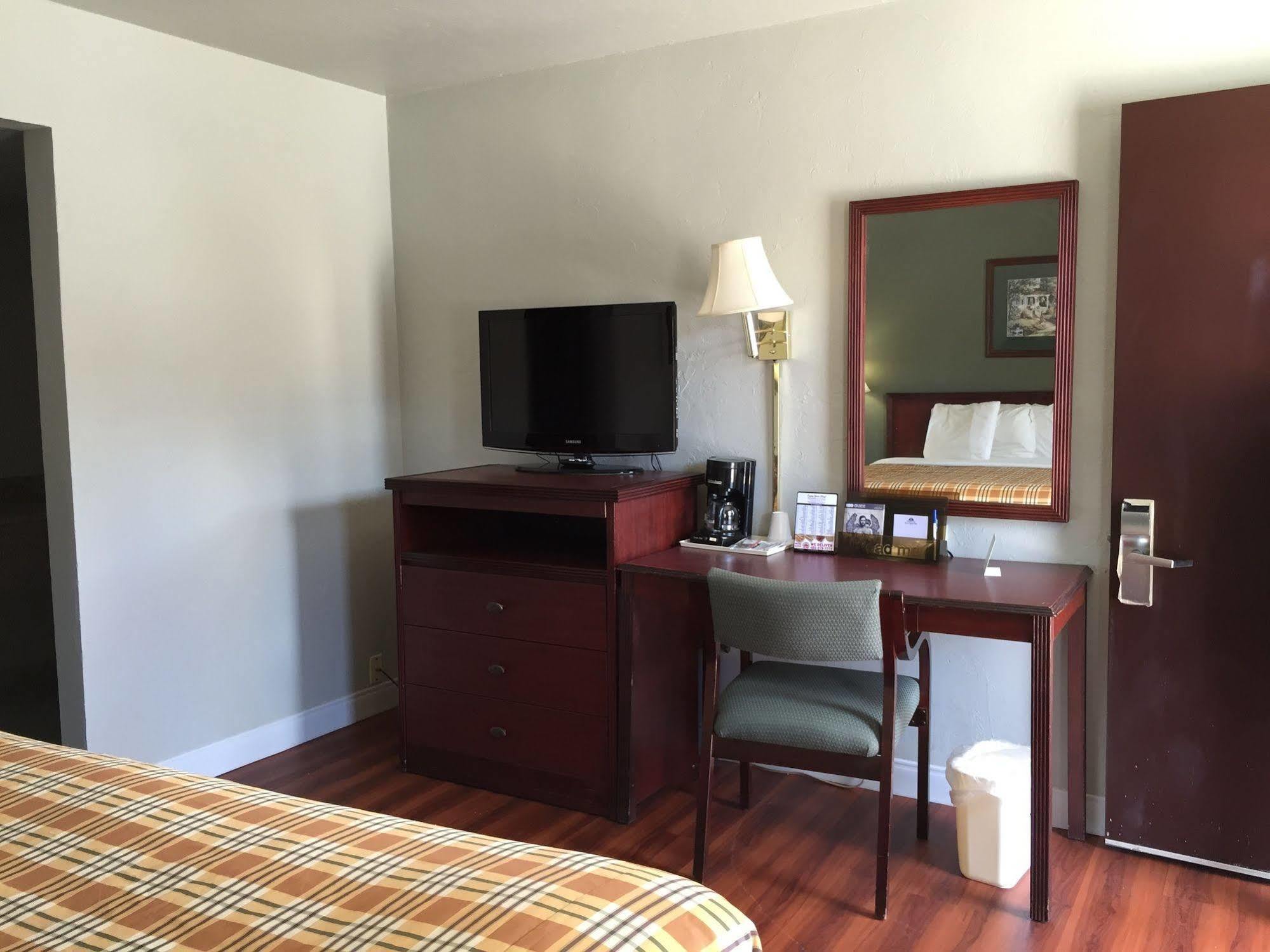 Lodge Budget Inn-norman Norman